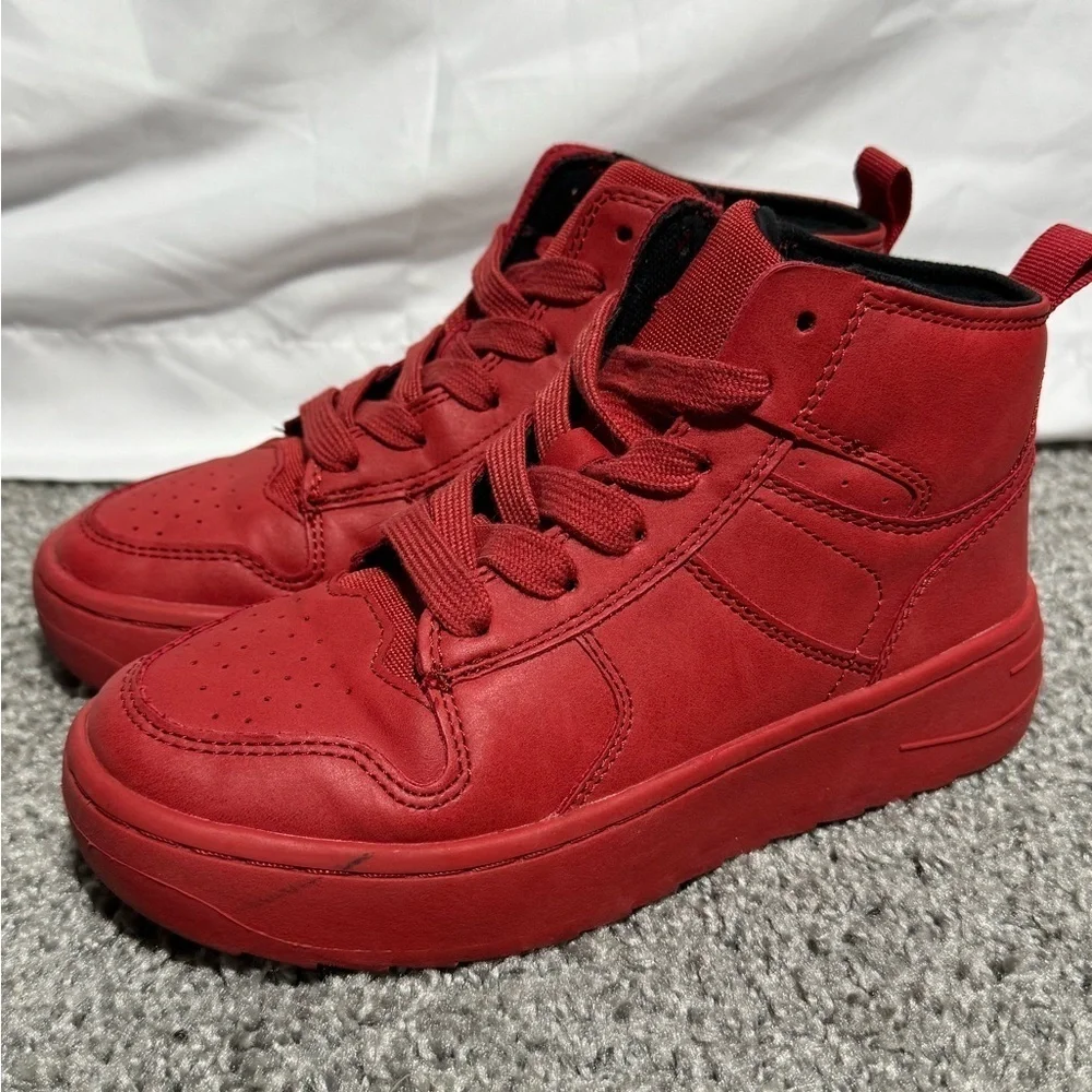 Zara Red Sneakers with High-Top Design and Zipper Size Closure Size 34 EU